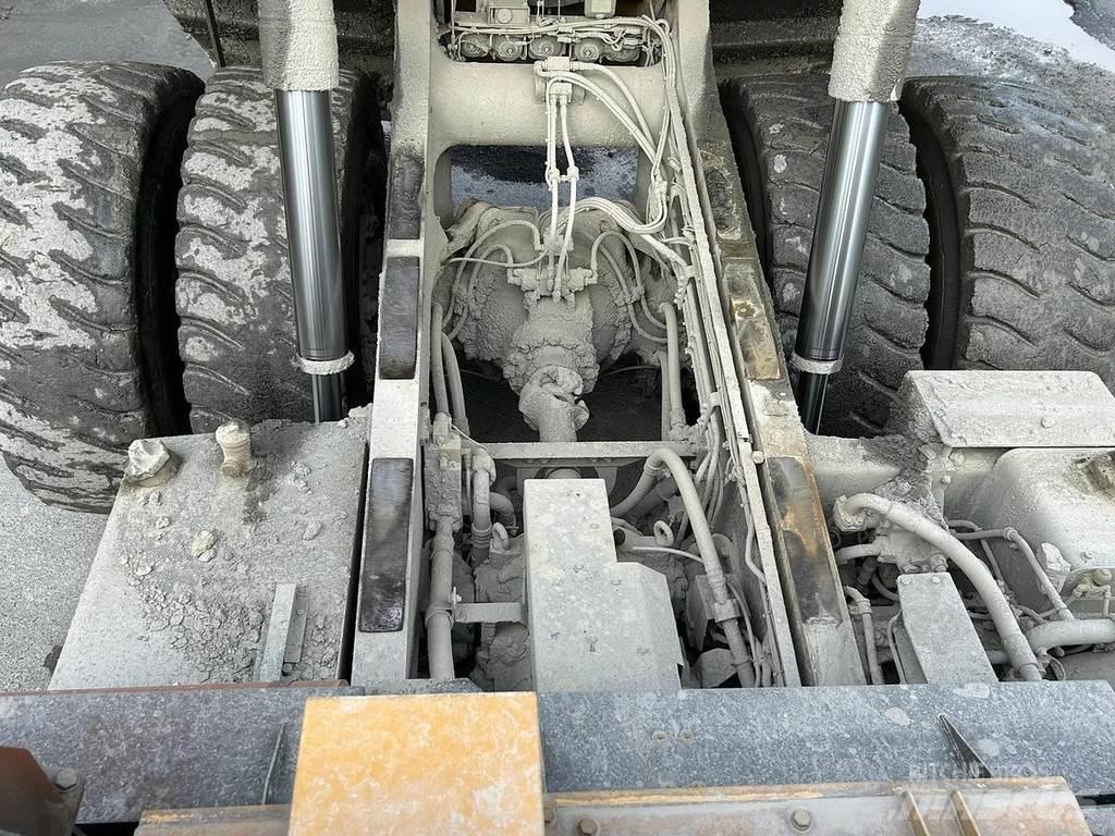 Komatsu HD605-7 Mini dumpere