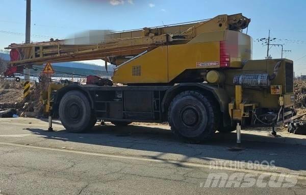 Kobelco RK 450 Røff terreng kraner