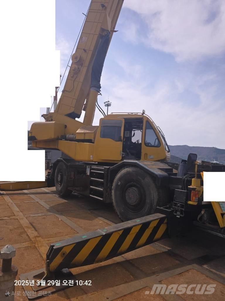 Kobelco RK 450 Røff terreng kraner