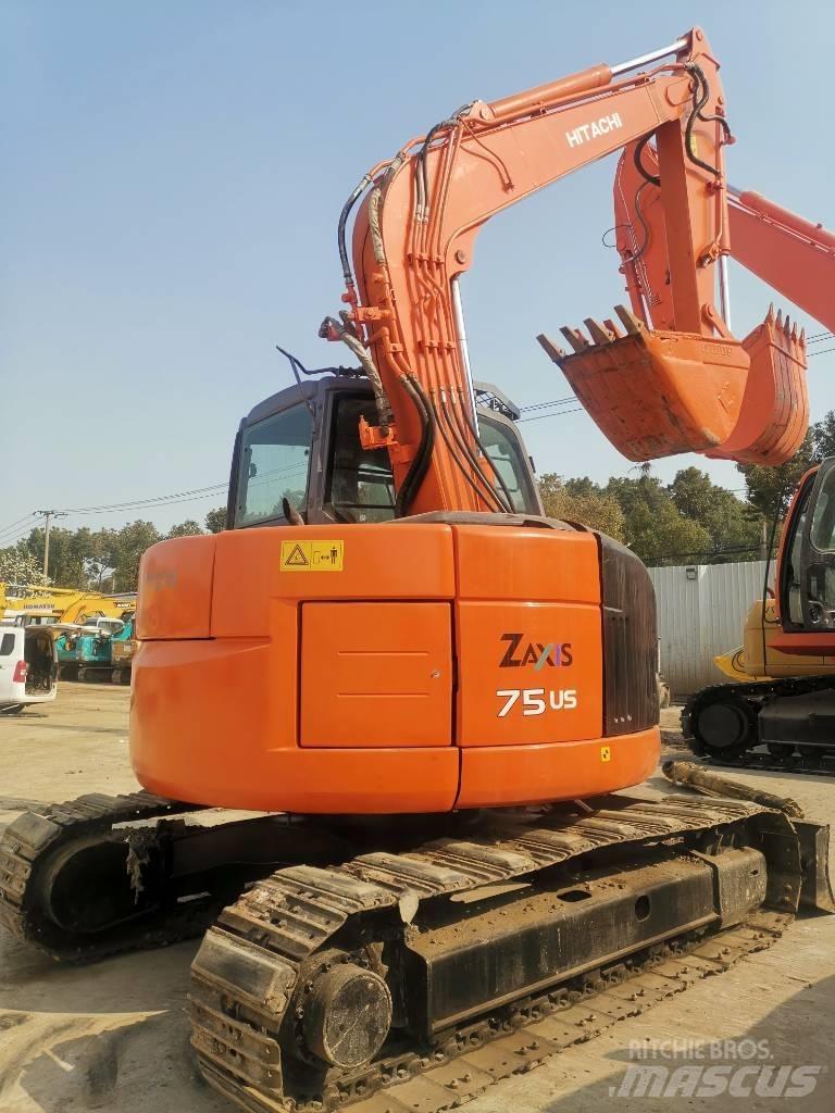 Hitachi ZX 75 Beltegraver