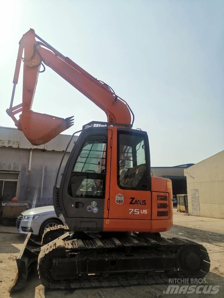 Hitachi ZX 75 Beltegraver