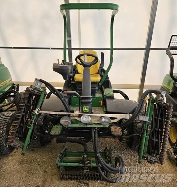 John Deere 7700 Fairway klippere