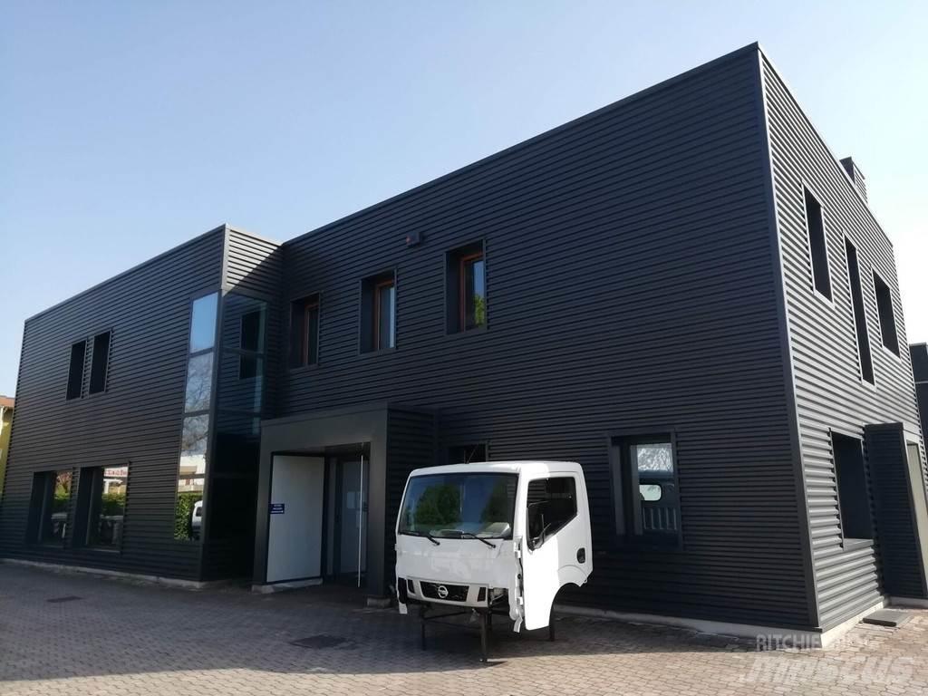 Nissan NT400 Førerhus og Interiør
