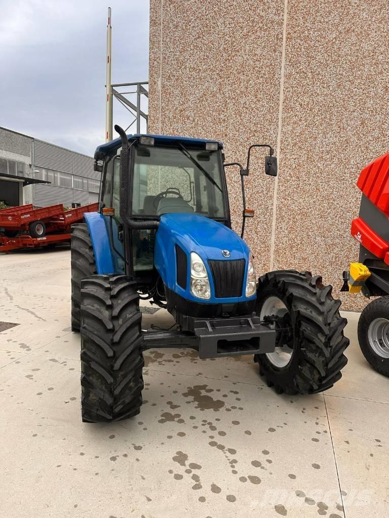 New Holland TL 100 Traktorer