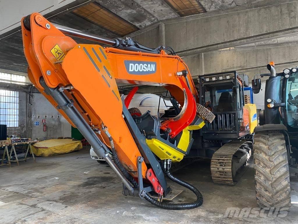 Doosan DX 235 NLC-5 Beltegraver