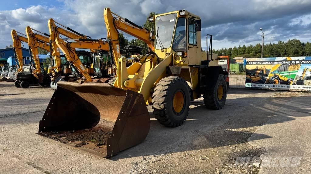 Komatsu WA 200 Hjullastere