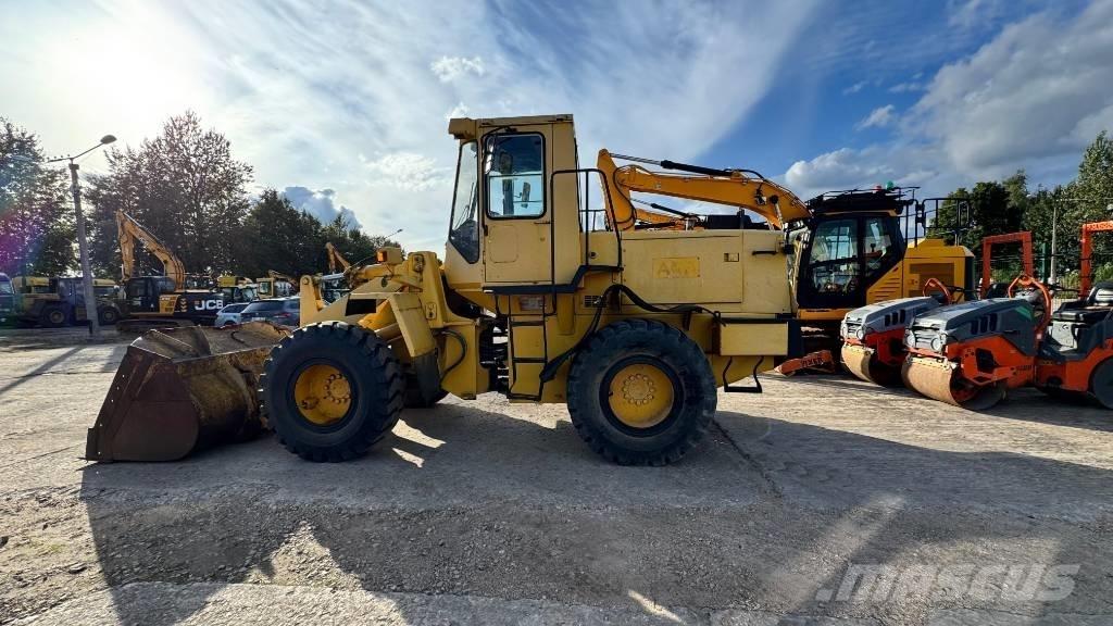 Komatsu WA 200 Hjullastere