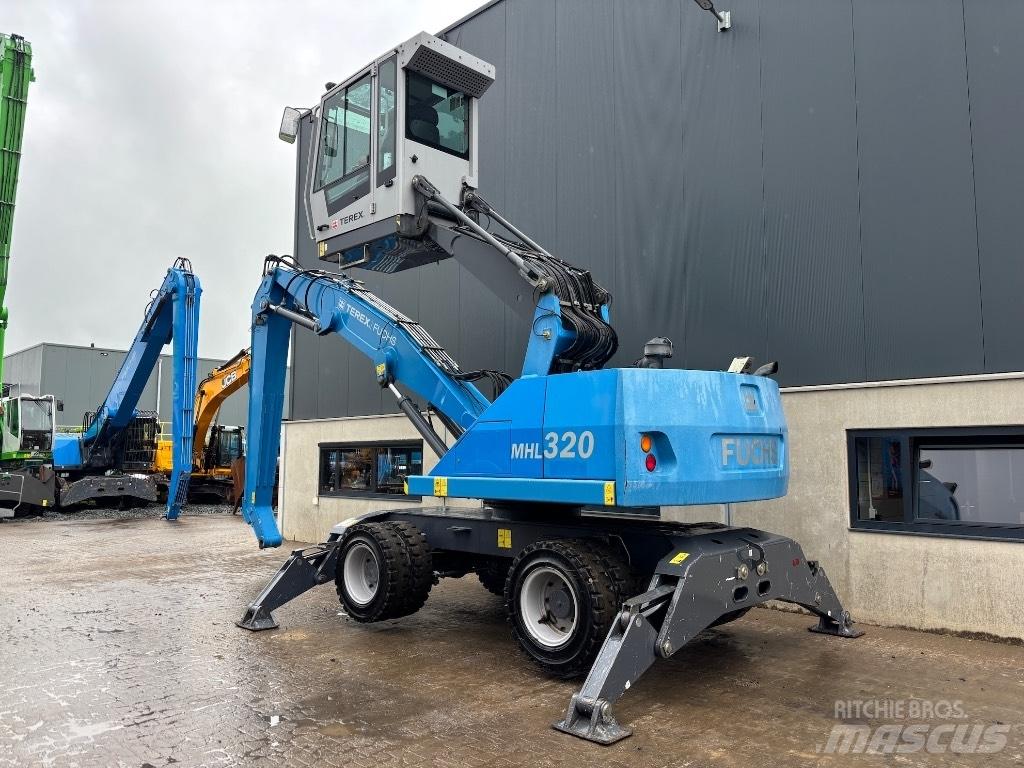 Fuchs MHL 320 D Gravemaskiner for avfallshåndtering