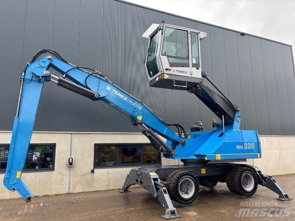 Fuchs MHL 320 D Gravemaskiner for avfallshåndtering
