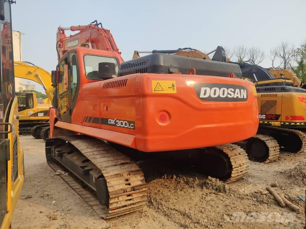 Doosan DX 300 Beltegraver