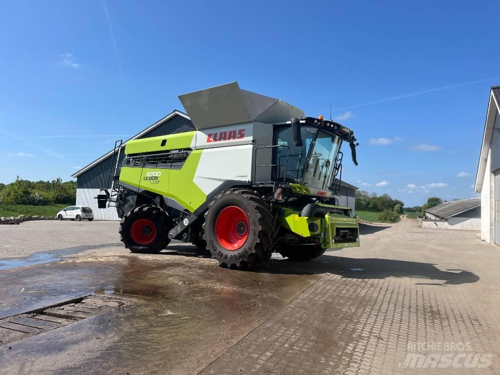 CLAAS Lexion 8700 Skurtreskere