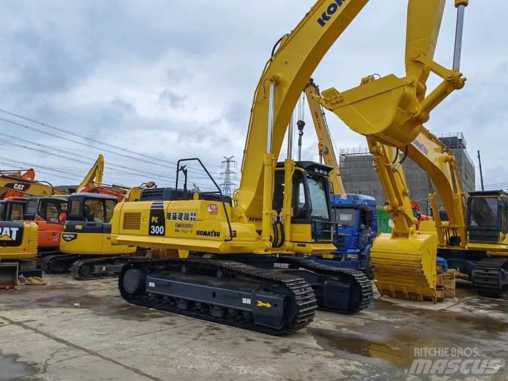 Komatsu PC 300 Beltegraver