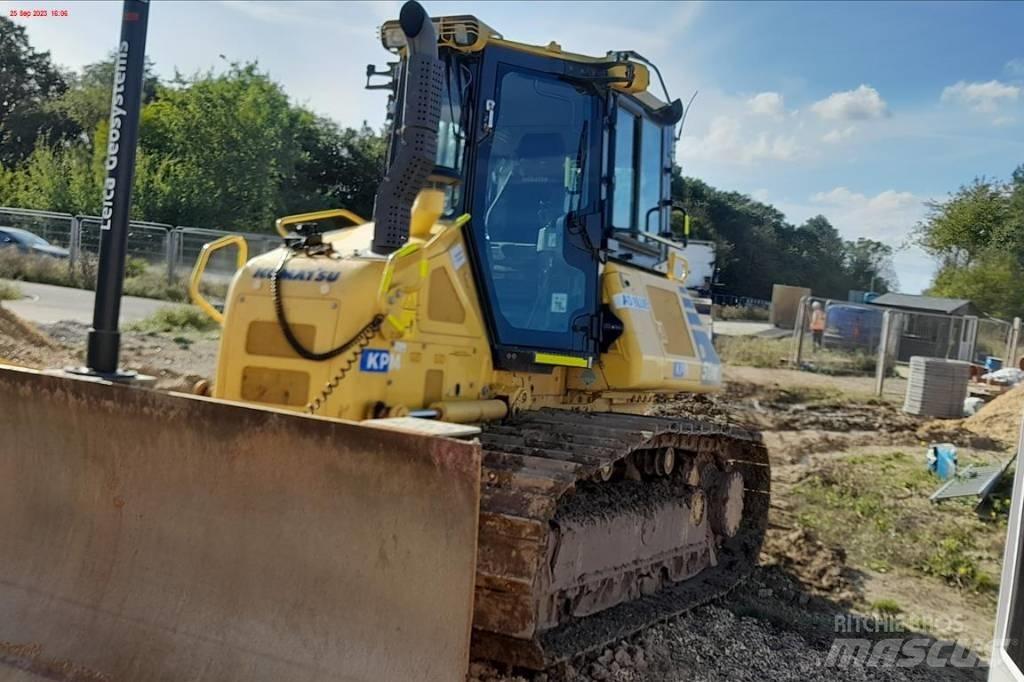 Komatsu D51 PX-24 Dozere Beltegående