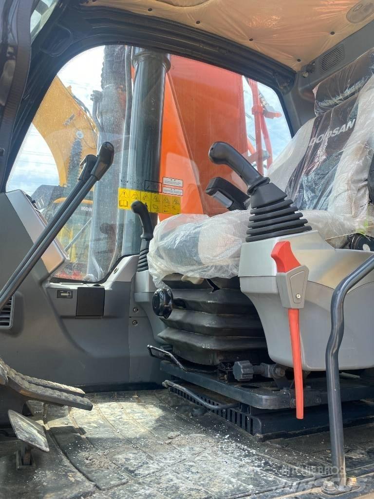 Doosan DX 300 Beltegraver