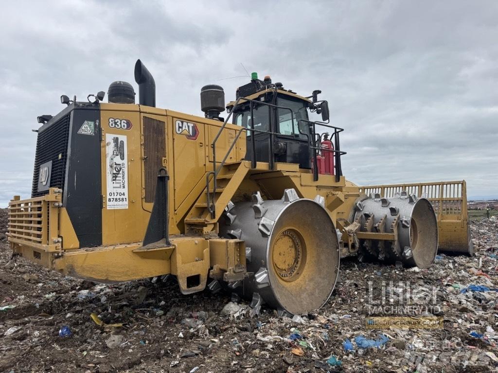 CAT 836 Avfallspresser