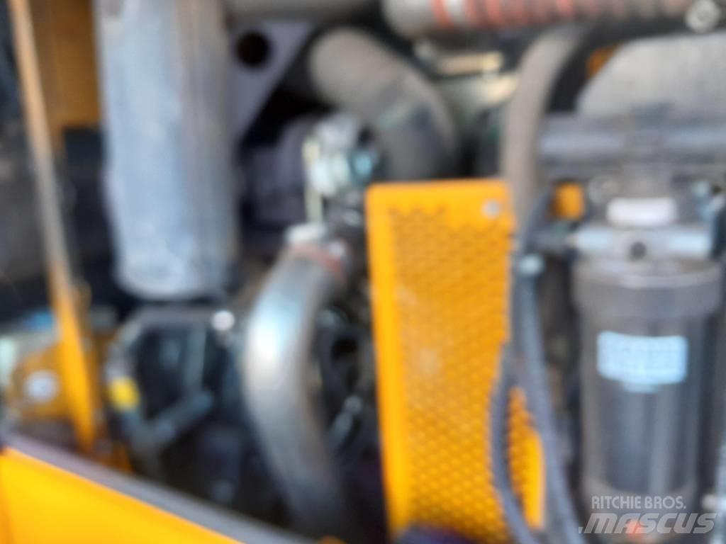 JCB 412 Teleskoplastere for Landbruk