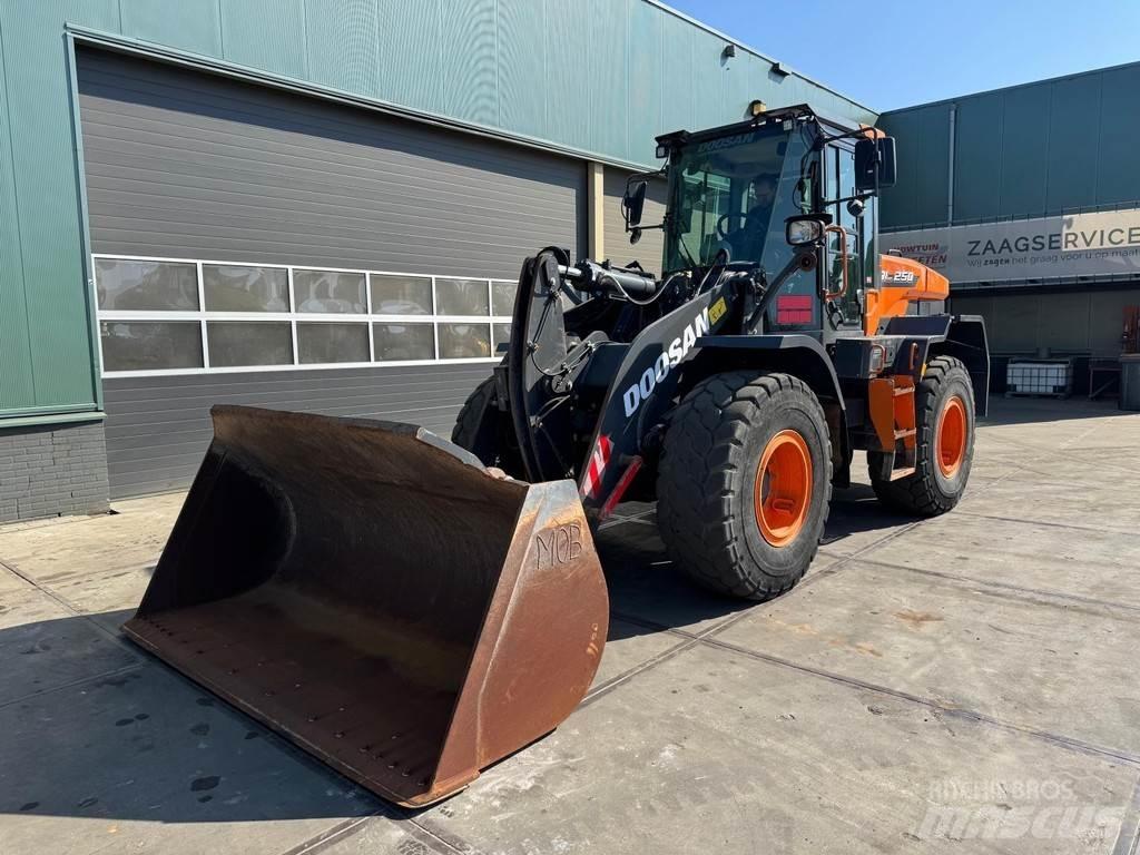 Doosan DL250-7 Hjullastere