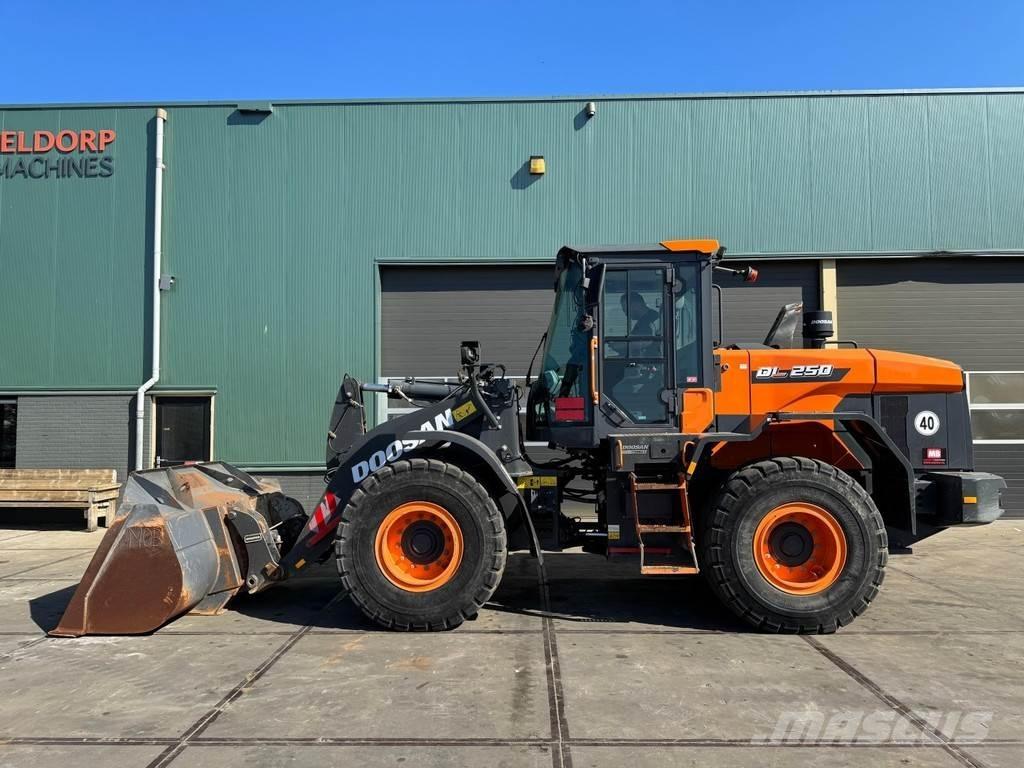 Doosan DL250-7 Hjullastere