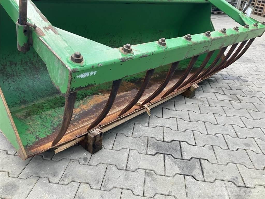 John Deere 2,20 m Frontlaster ektrautstyr