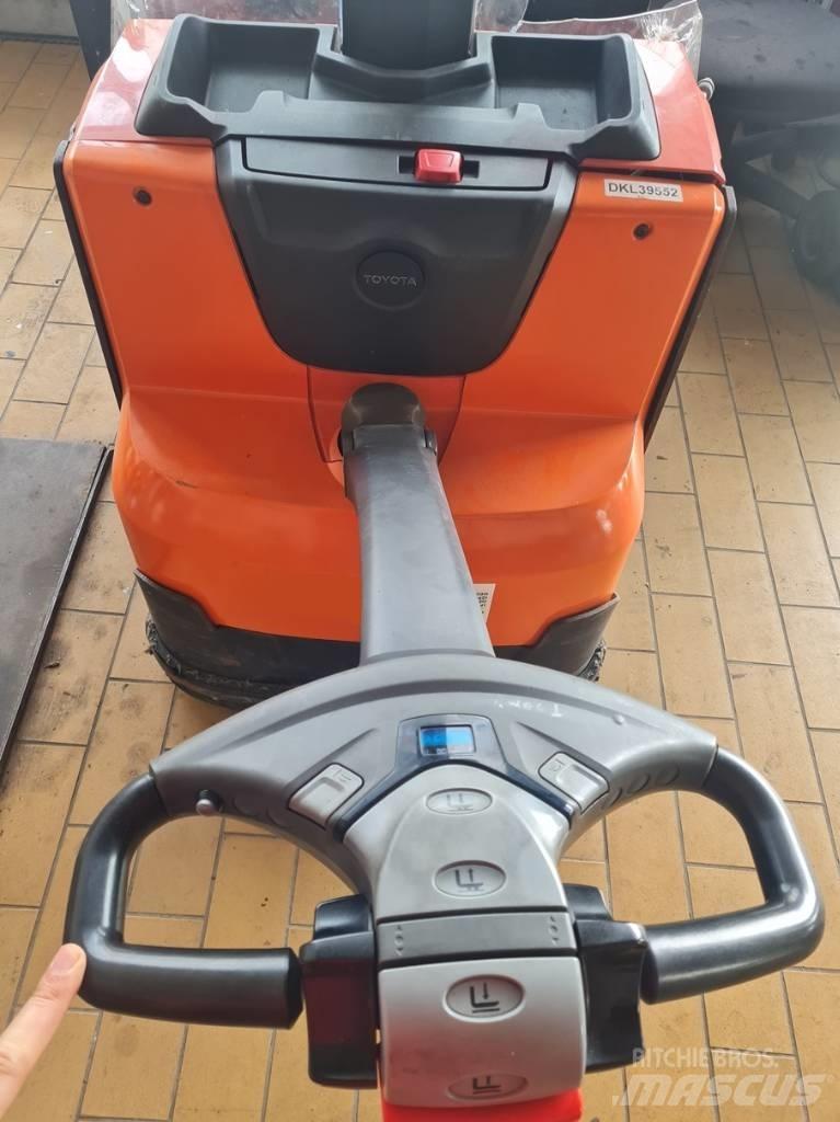 Toyota SWE080L Ledestablere