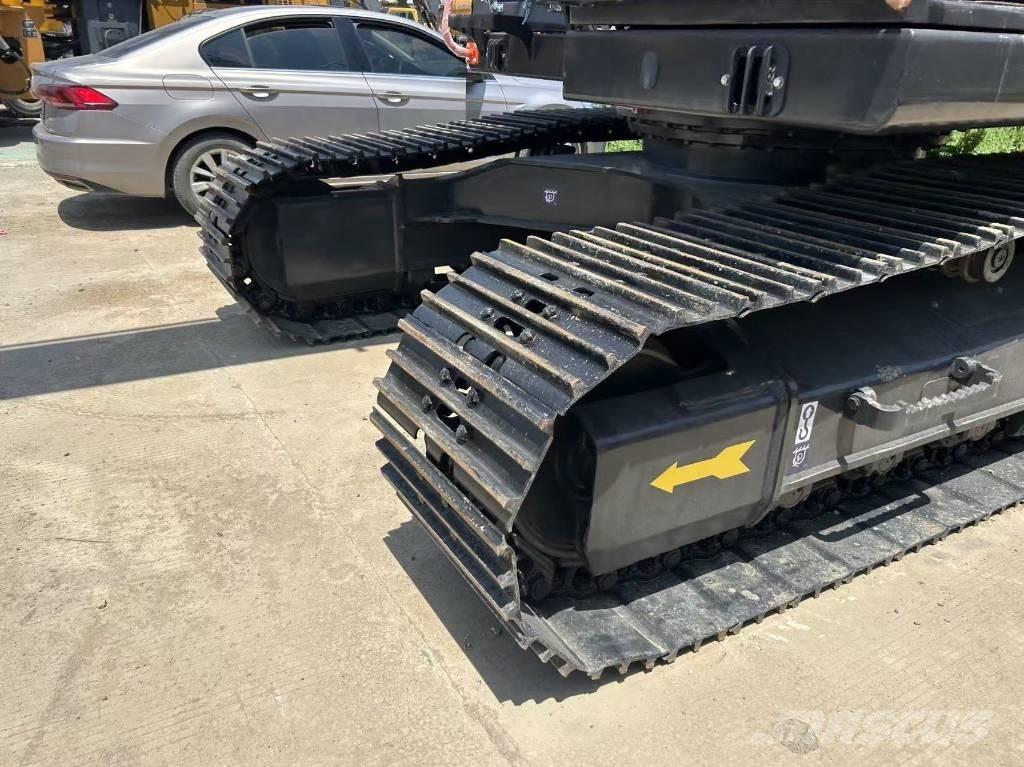Volvo EC 220 Beltegraver
