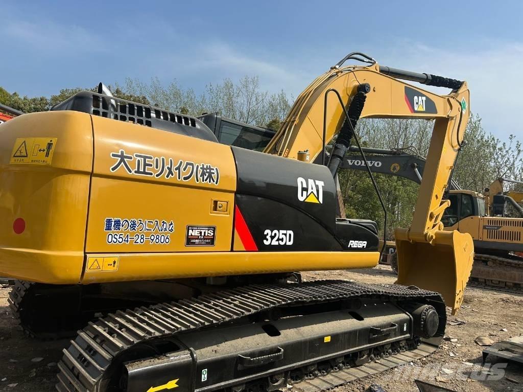 CAT 325 D Beltegraver