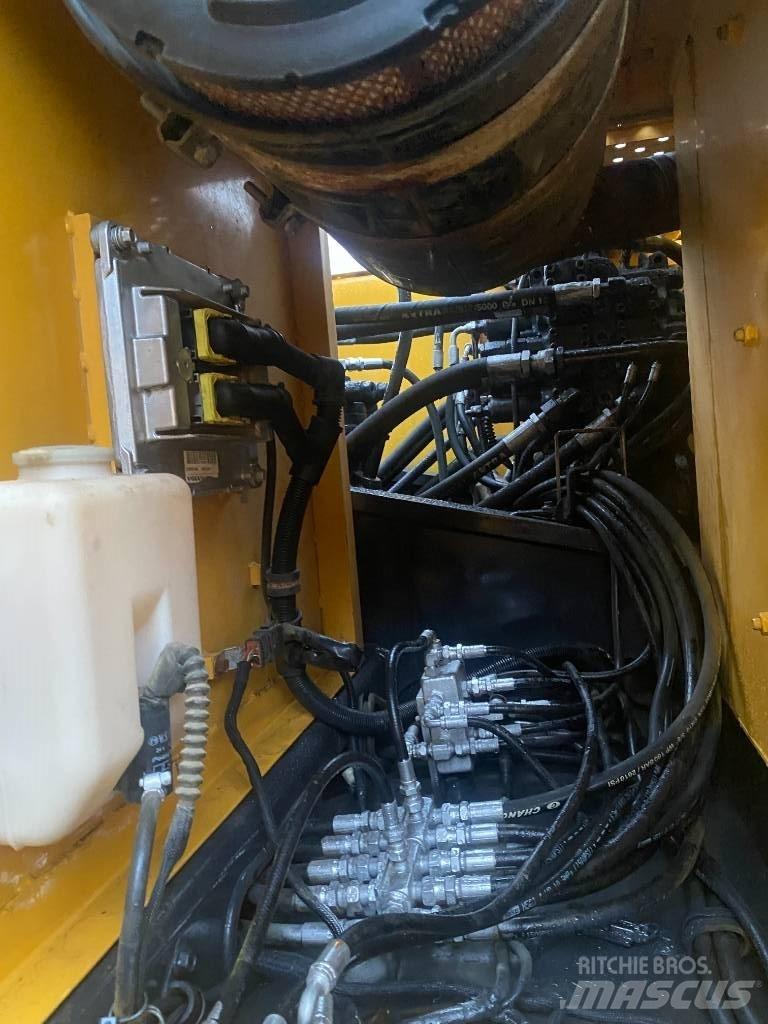 Volvo EC210BLC Beltegraver