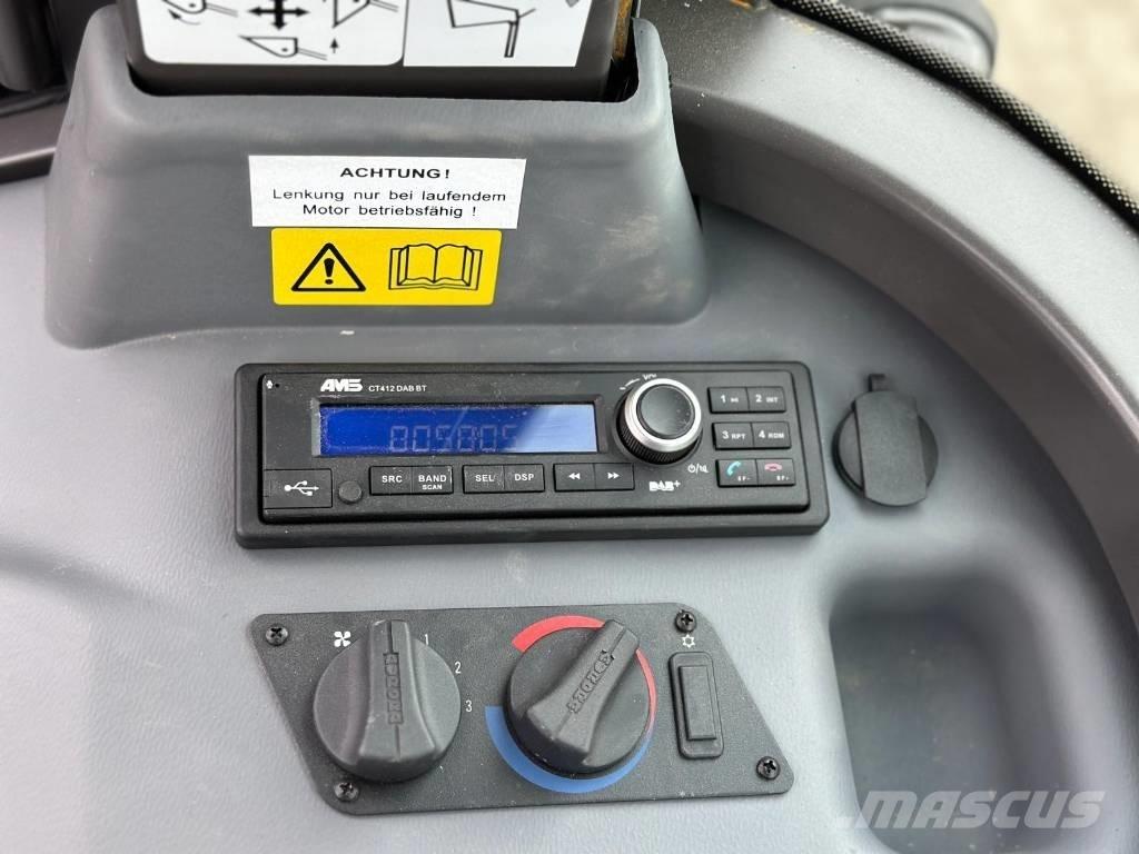 Mecalac AX 700 Hjullastere