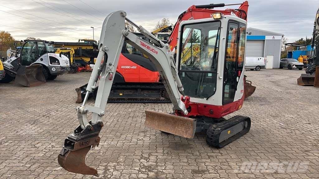 Takeuchi TB216 Minigravere <7t