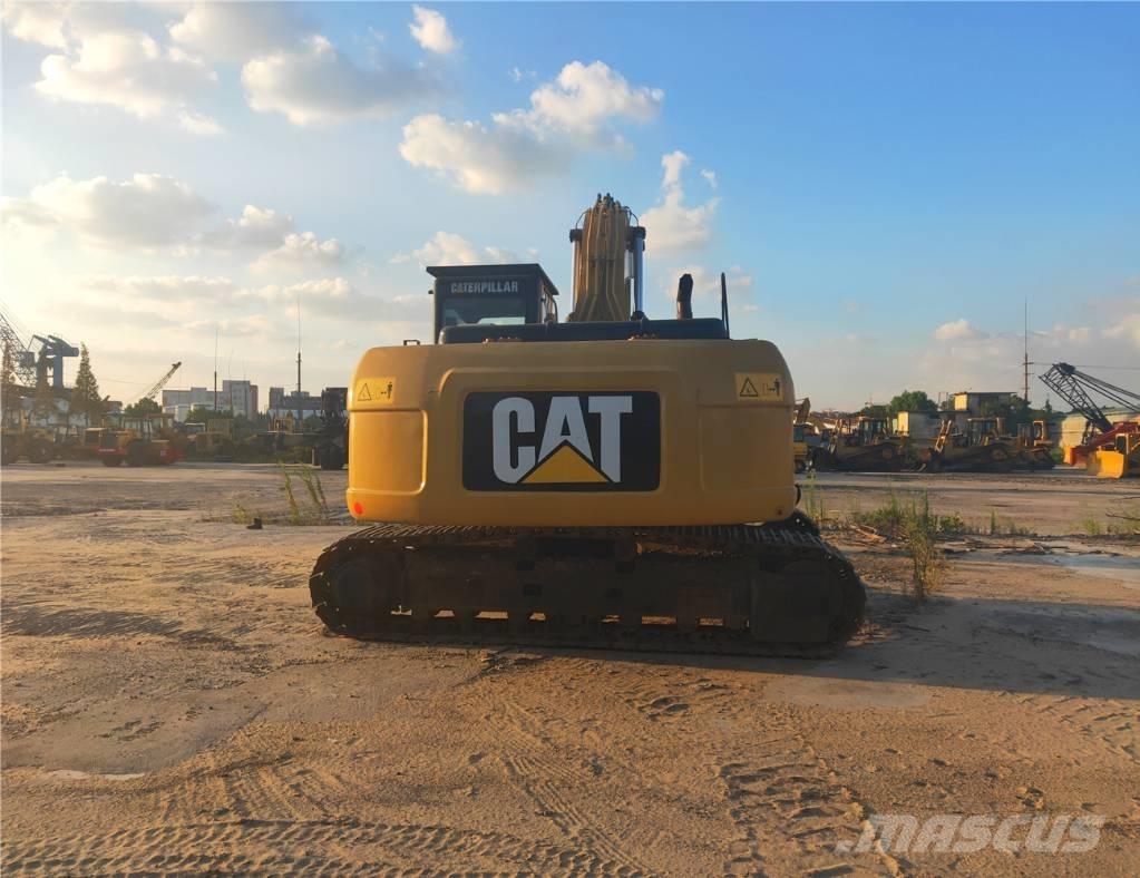 CAT 325D Beltegraver