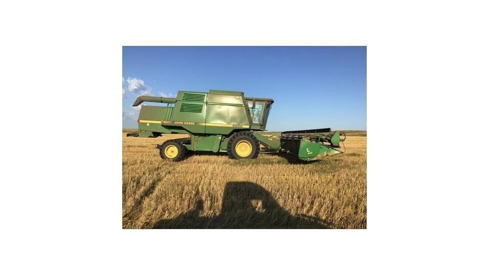 John Deere 9500 Skurtreskere