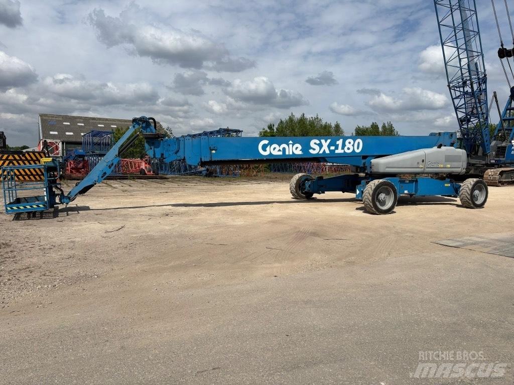 Genie SX 180 Teleskop bomlifter