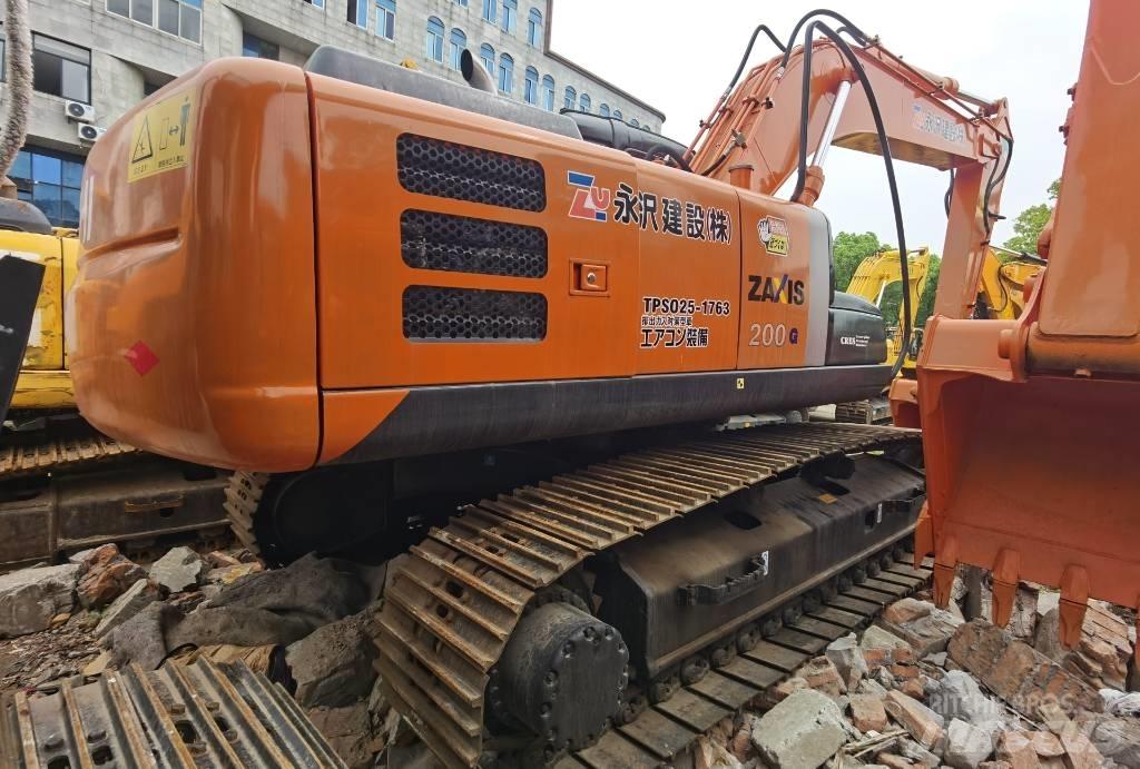 Hitachi ZX 200 Beltegraver