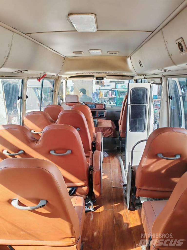 Toyota Coaster Intercity busser