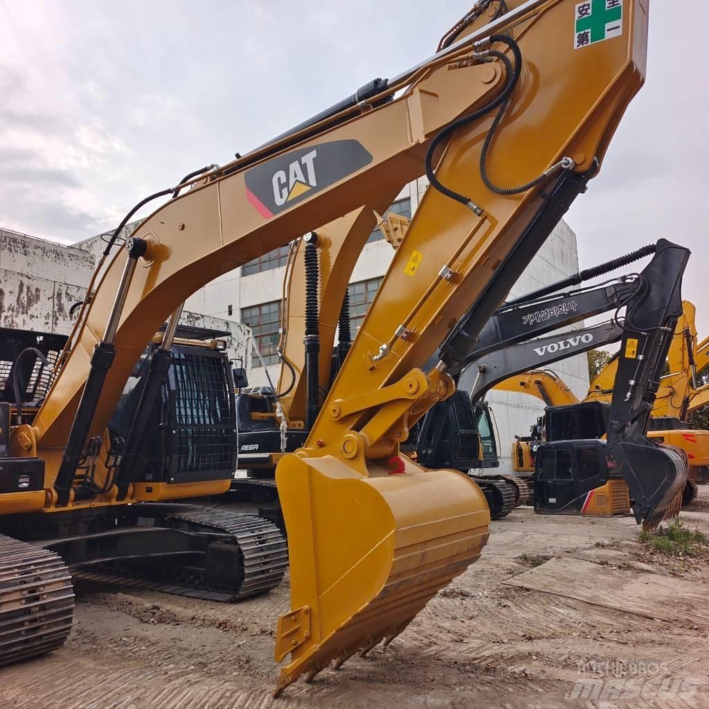 CAT 324D Beltegraver