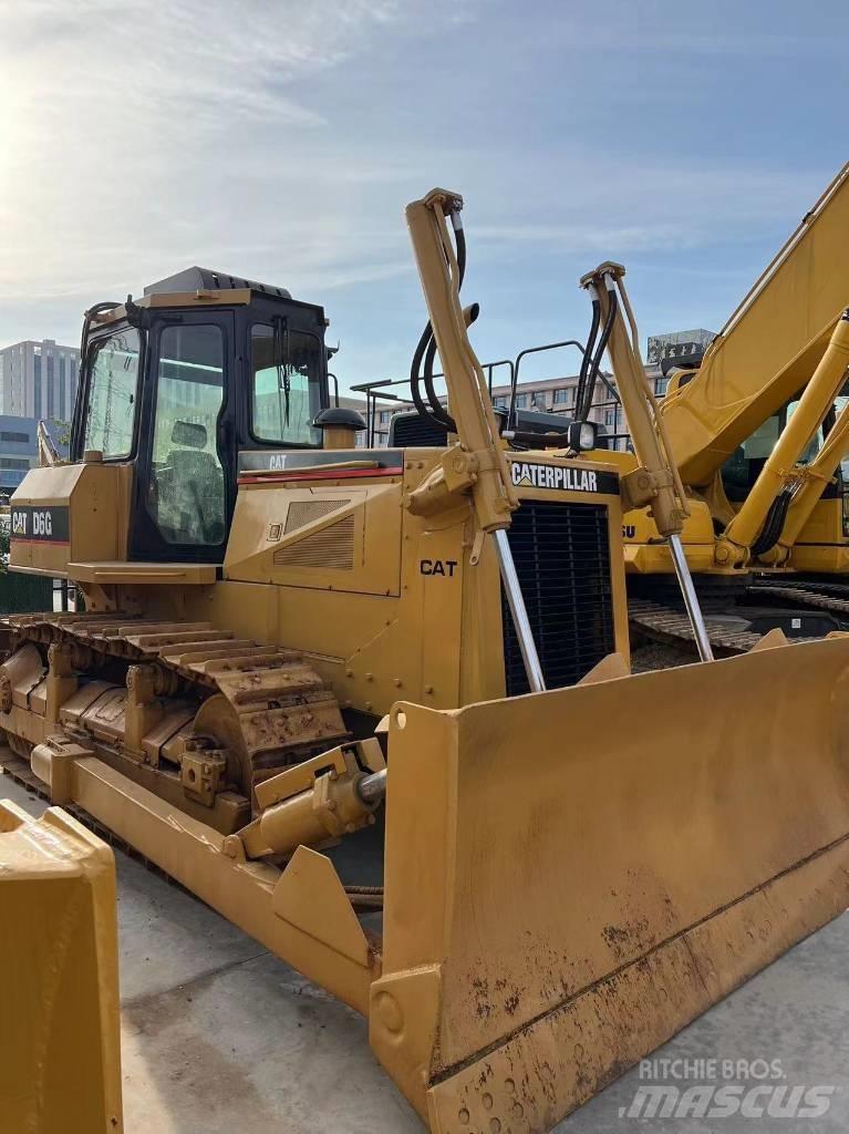 CAT D 6 G Dozere Beltegående