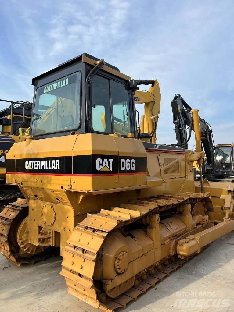 CAT D 6 G Dozere Beltegående
