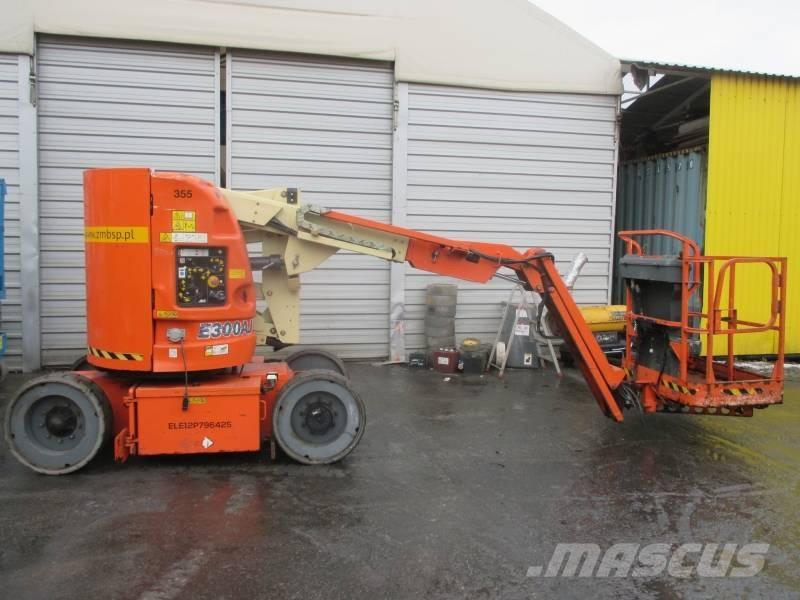 JLG E 300 AJ Leddede bomlifter