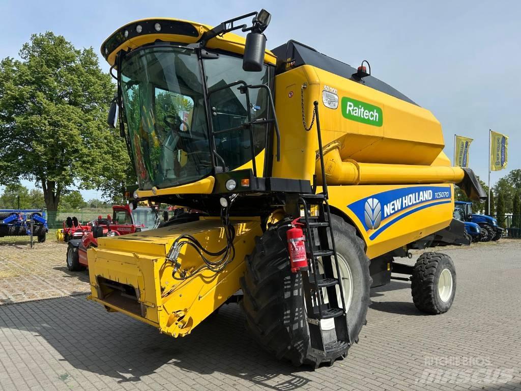New Holland TC 5070 Skurtreskere