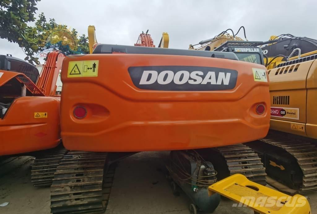 Doosan DX 225 LC Beltegraver
