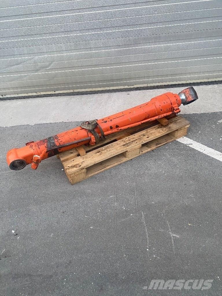 Hitachi ZX 250 LC Beltegraver