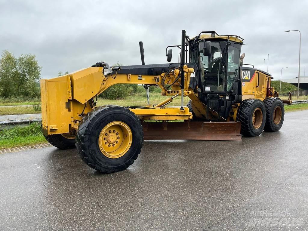 CAT 140M Veihøvler