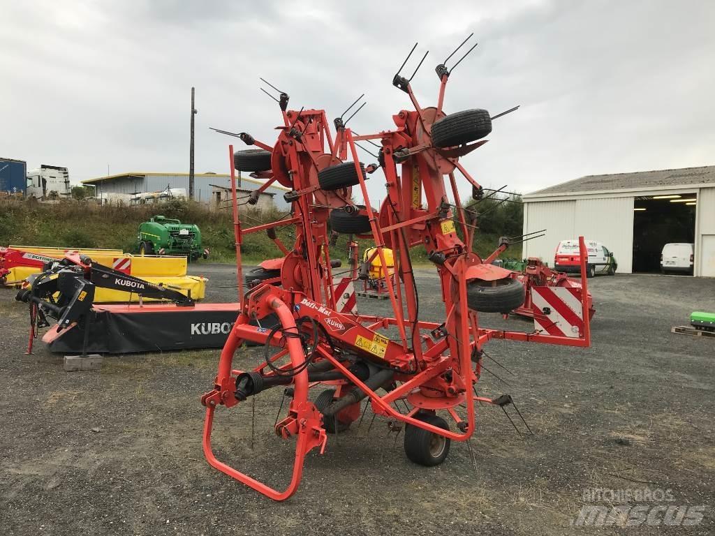Kuhn GF 8702 Raker og høyvendere