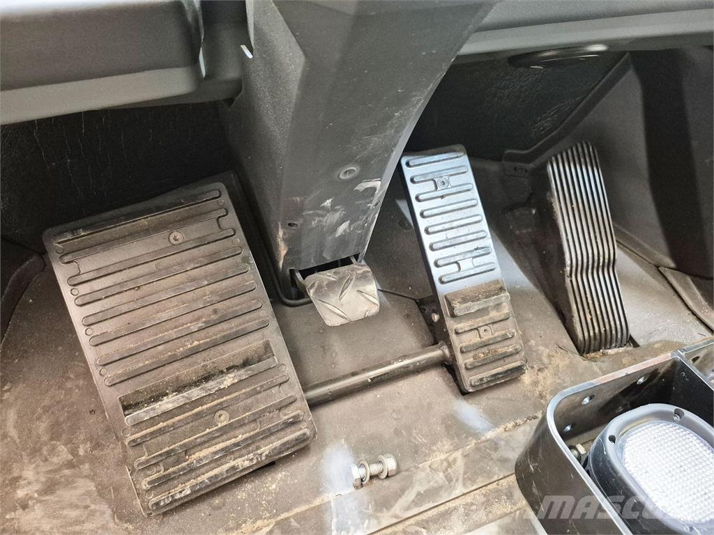 Hyster H16XD12 Diesel Trucker