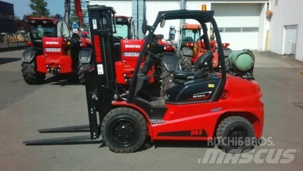 Manitou MI30G ST5 Terrenggående gaffeltruck