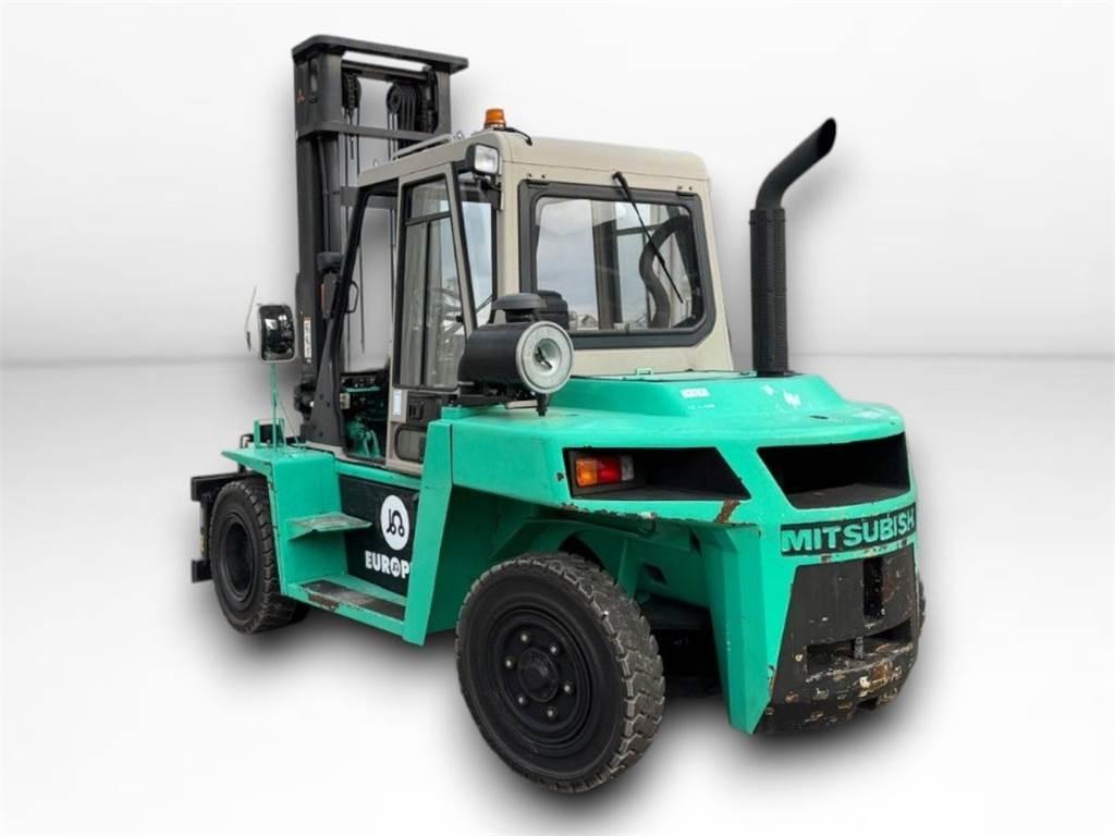 Mitsubishi FD70T Diesel Trucker