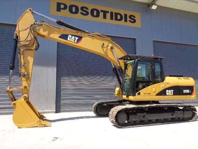 CAT 323 D L Beltegraver
