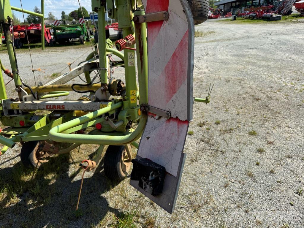 CLAAS VOLTO 670 Raker og høyvendere