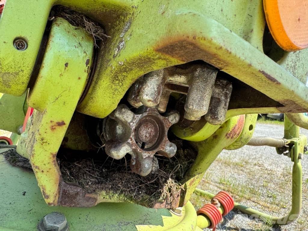 CLAAS VOLTO670 Raker og høyvendere
