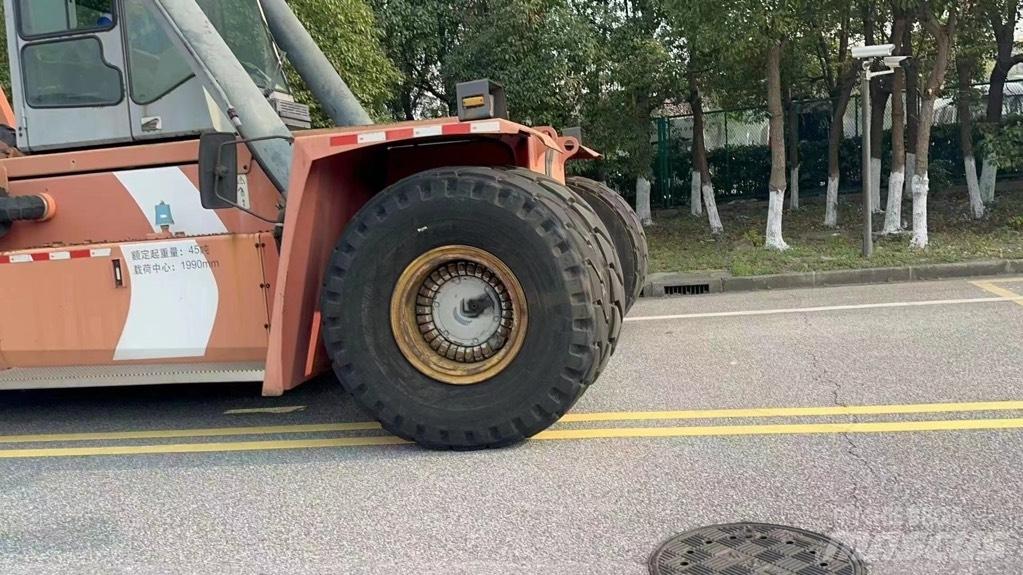 Kalmar M 517 Reachstackere
